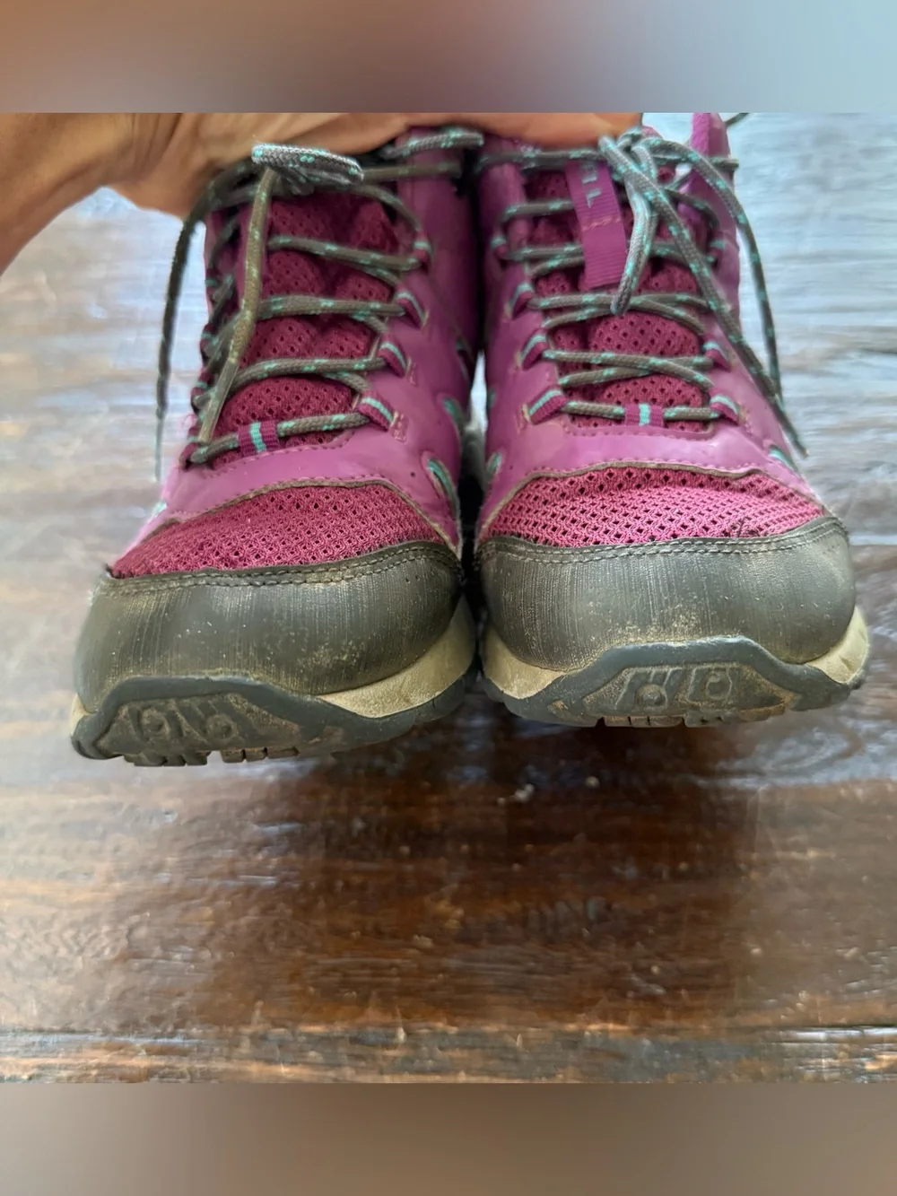 Merrell Oakcreek Mid Big Kid Size 2 'Paloma Berry' Waterproof Hiking Boots